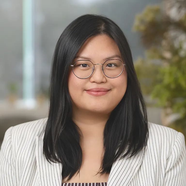 Dr Clarissa Tjoakarfa